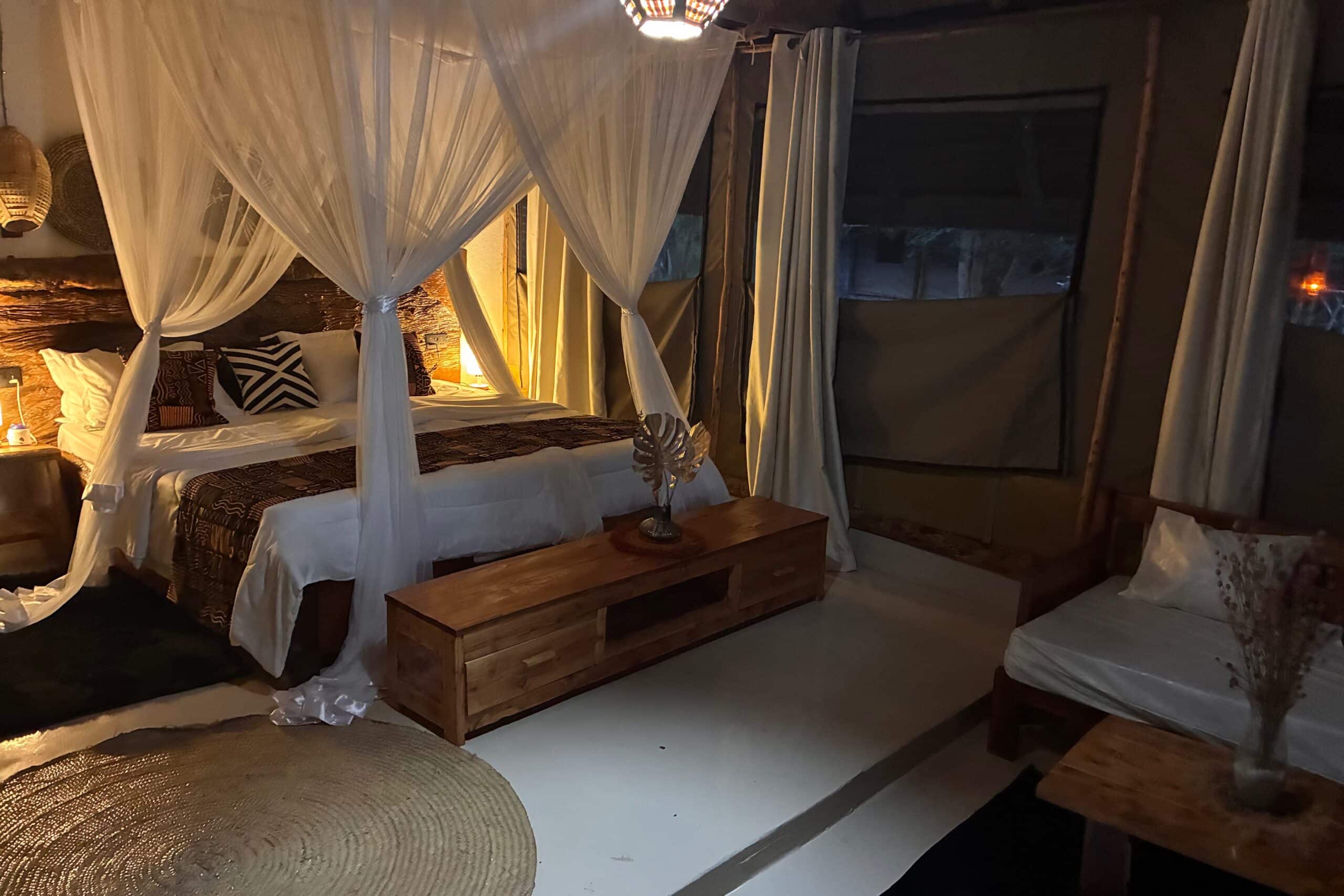 Luxury safari tent