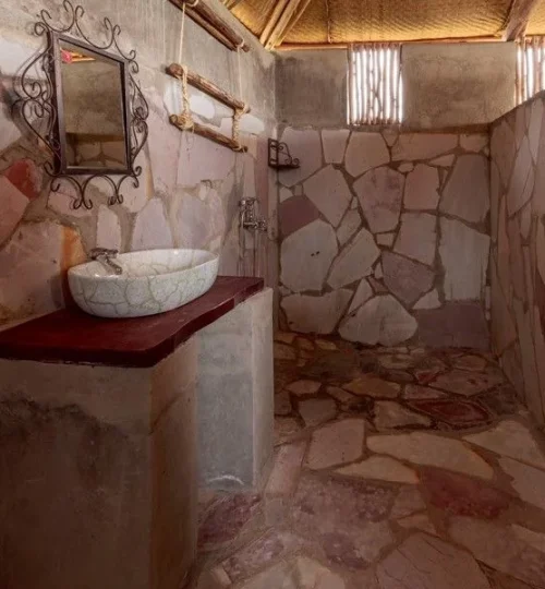 Mburo-Eagles-Nest-Safari-Tent-badkamer