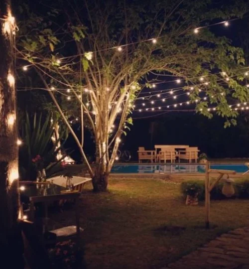 The kipling lodge by night