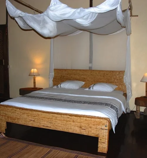 enjojo-lodge-kamer-met-bed