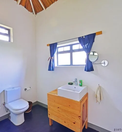 isunga-lodge-badkamer