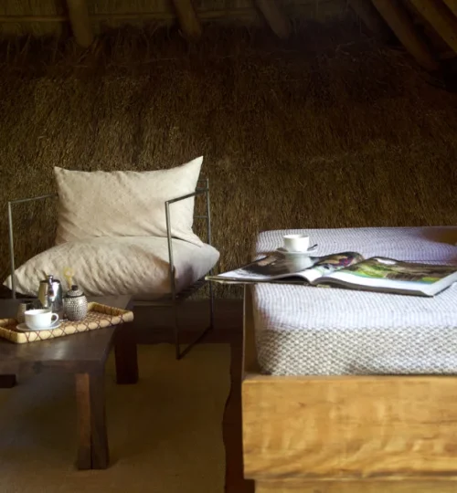 papaya-lake-lodge-bed