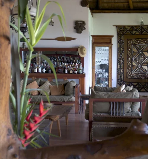 papaya-lake-lodge-lounge