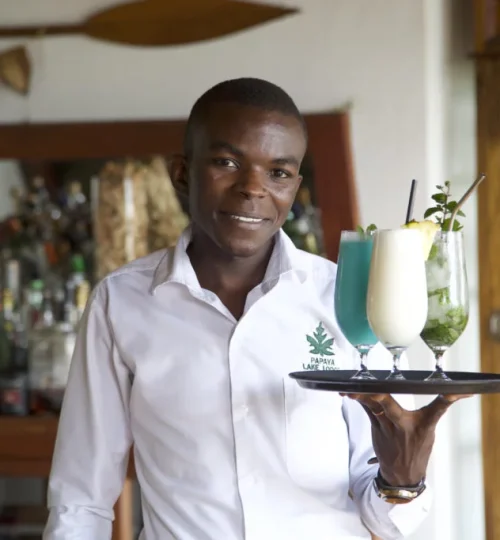 papaya-lake-lodge-staff