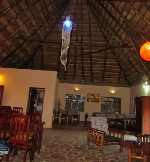 secrets-guesthouse-entebbe-restaurant